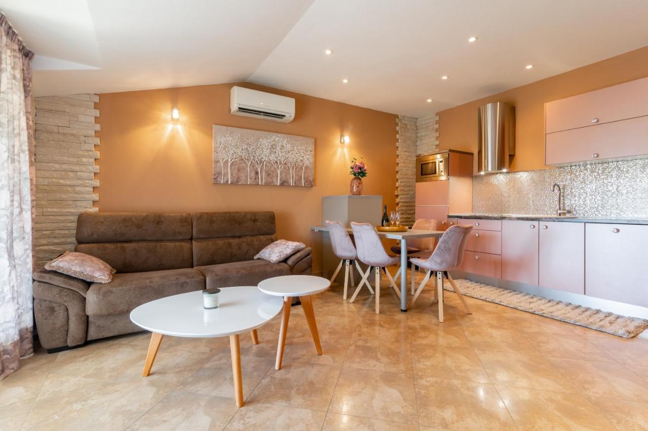 Deluxe Suite Bambi With Panoramic View ซาดาร์ ภายนอก รูปภาพ