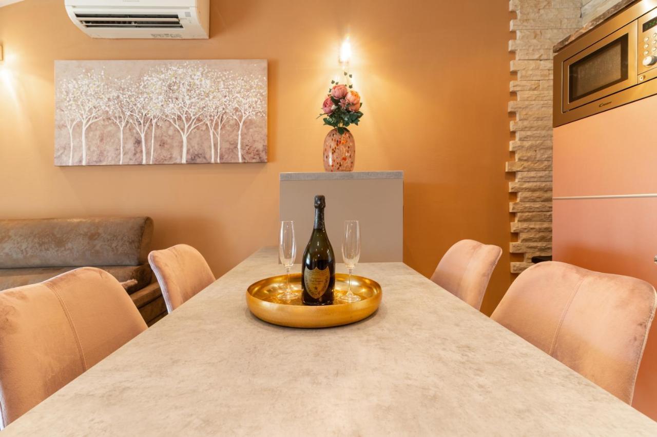 Deluxe Suite Bambi With Panoramic View ซาดาร์ ภายนอก รูปภาพ